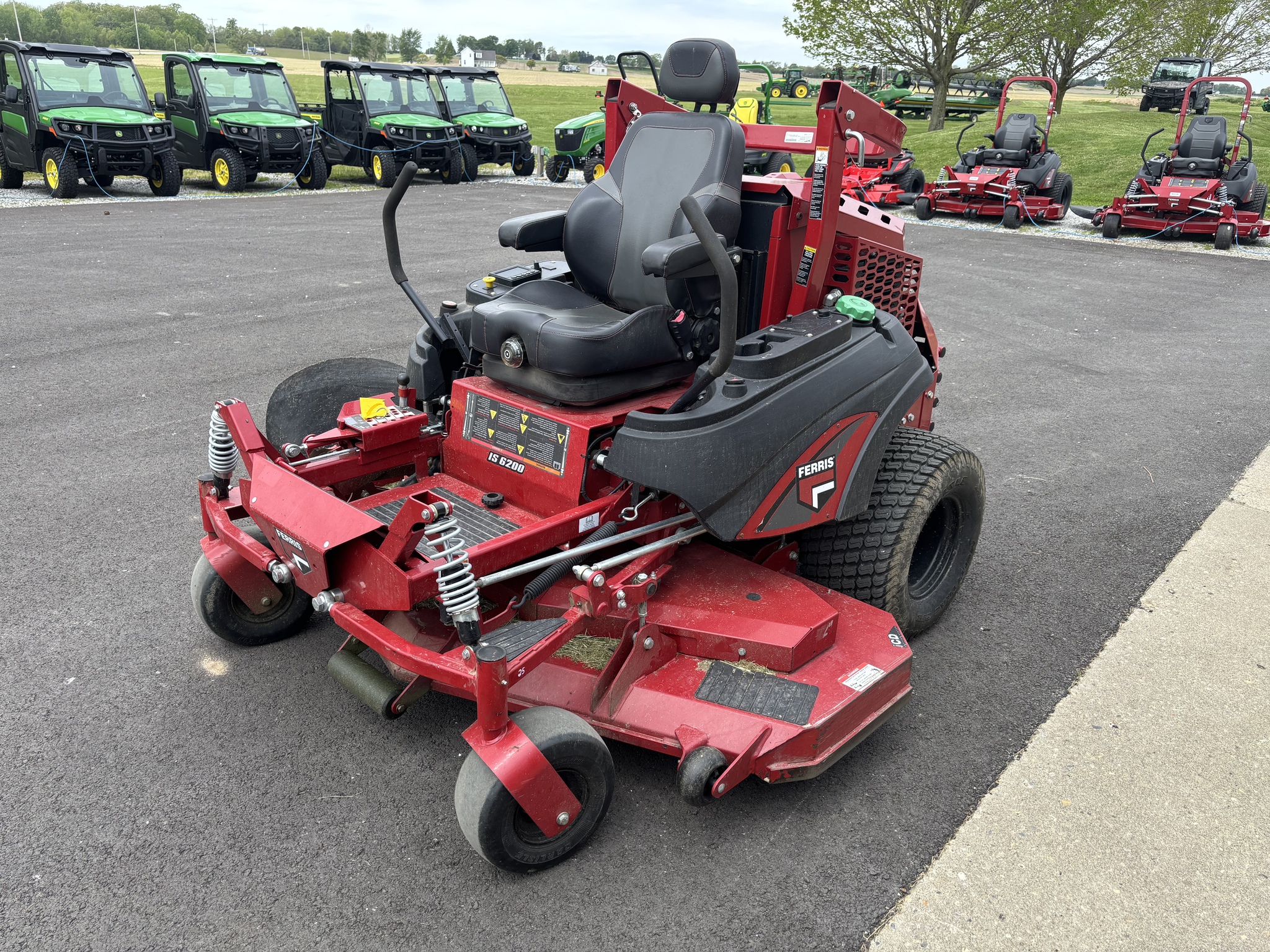 Used 2021 Ferris IS6200 48 Zero Turn Mowers at Koenig Equipment in Urbana, OH - PhotoXL6