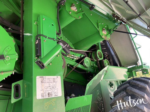 Photo of 2014 John Deere S680