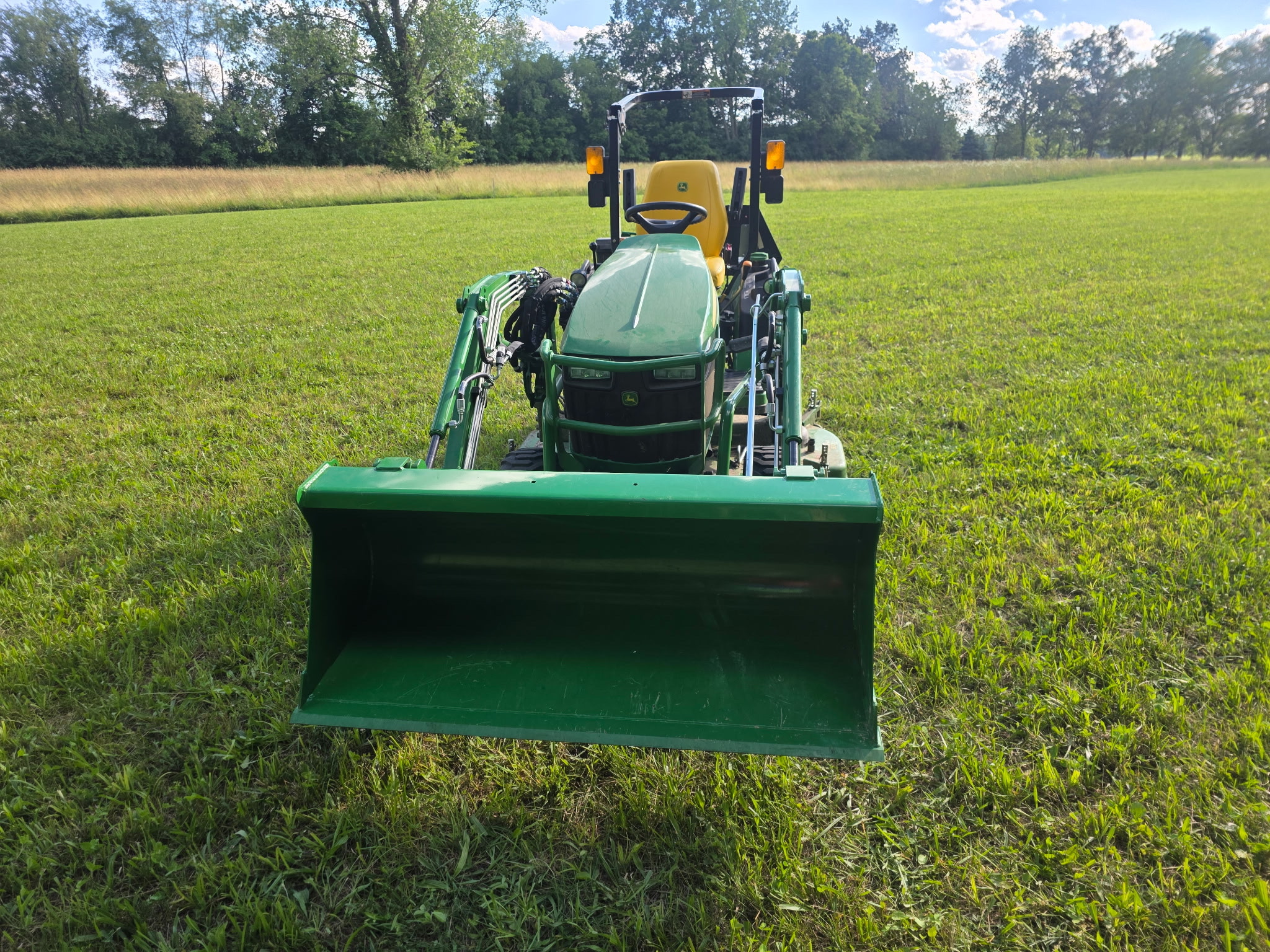 Used 2024 John Deere 1025R Compact Utility Tractors at Koenig Equipment in Urbana, OH - PhotoXL0