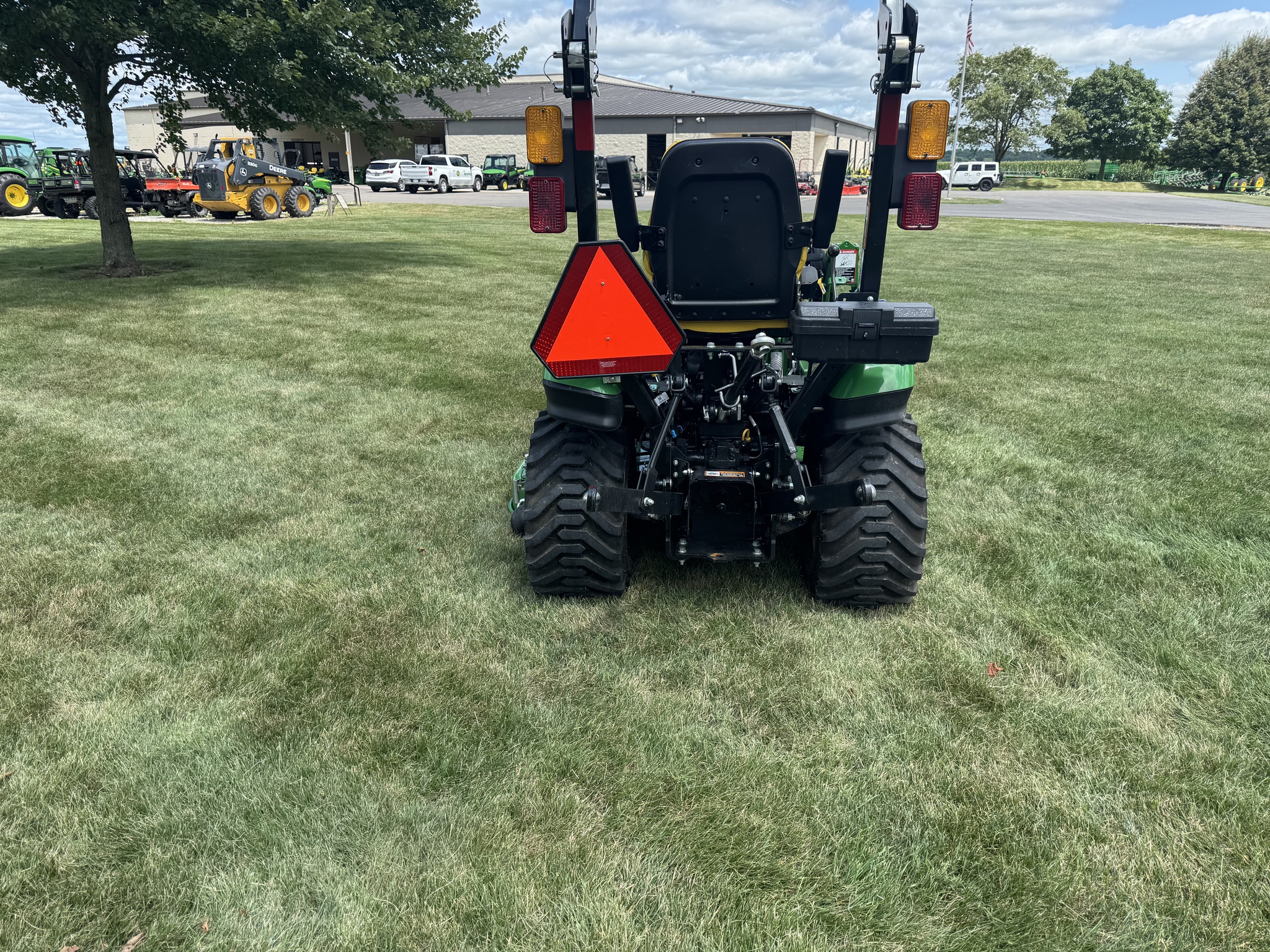 Used 2024 John Deere 1025R Compact Utility Tractors at Koenig Equipment in Urbana, OH - PhotoXL29