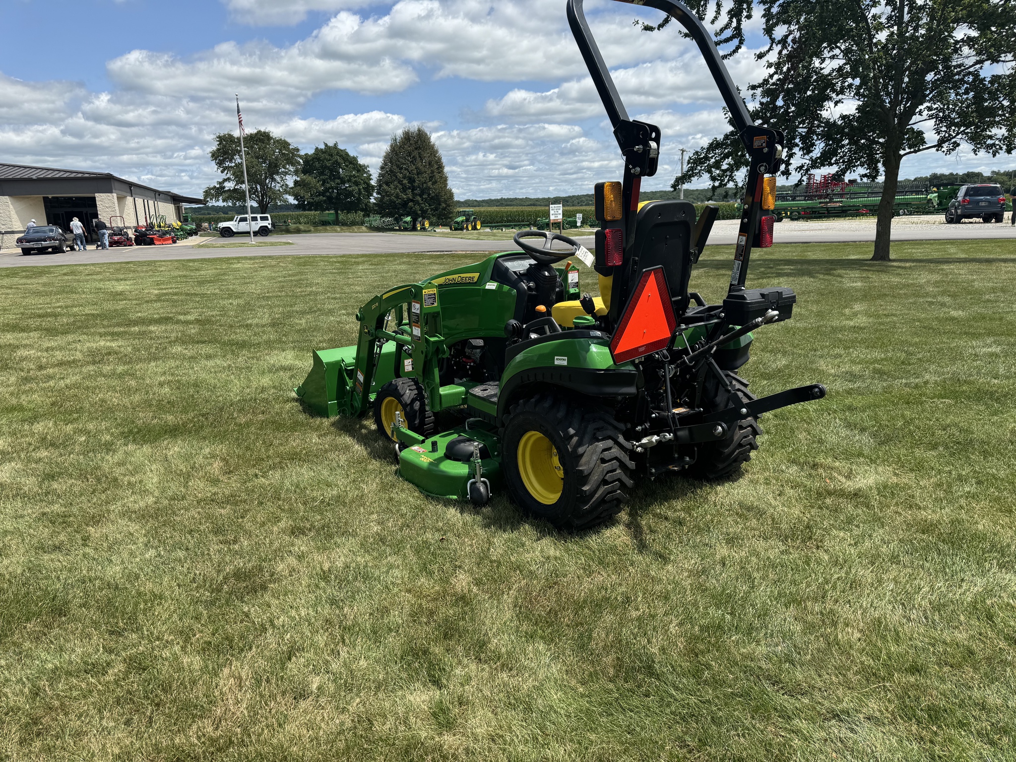 Used 2024 John Deere 1025R Compact Utility Tractors at Koenig Equipment in Urbana, OH - PhotoXL30