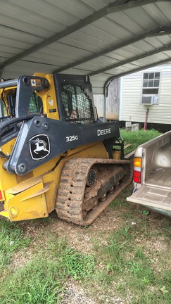 2025 John Deere 325G
