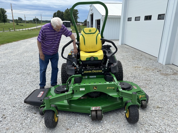 Used 2024 John Deere Z950M Zero Turn Mowers at Koenig Equipment in Knightstown, IN - Photo1