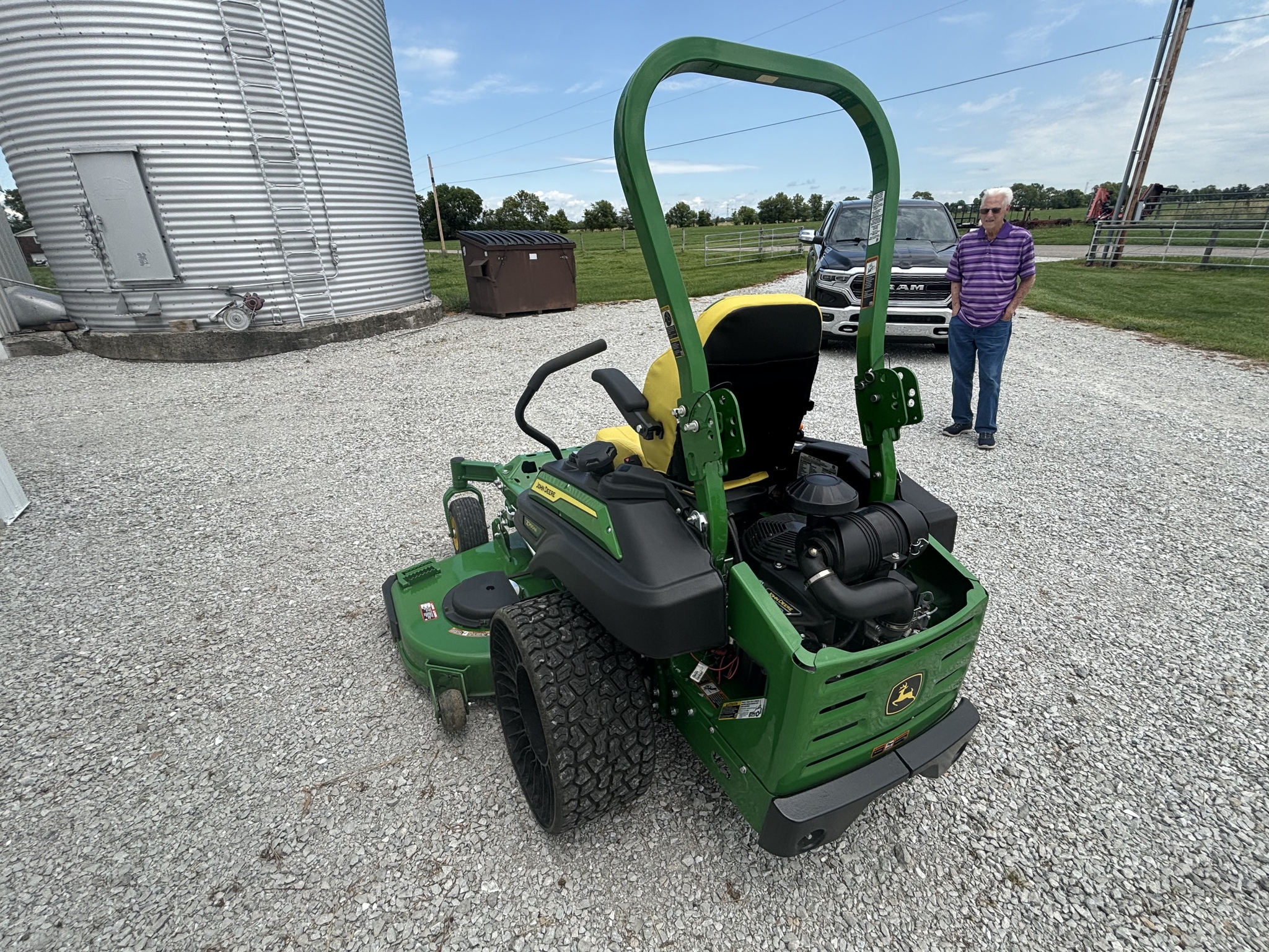 Used 2024 John Deere Z950M Zero Turn Mowers at Koenig Equipment in Knightstown, IN - PhotoXL6