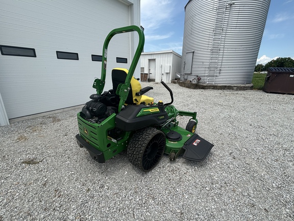 Used 2024 John Deere Z950M Zero Turn Mowers at Koenig Equipment in Knightstown, IN - Photo4