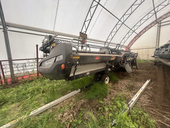 Used 2022 MacDon FD245 Combine Platforms at Horizon Ag & Turf in Falher, AB - Photo2