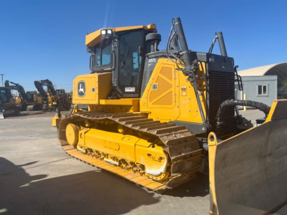 Photo of 2023 John Deere 850L