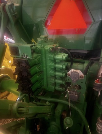 2003 John-Deere 8120T