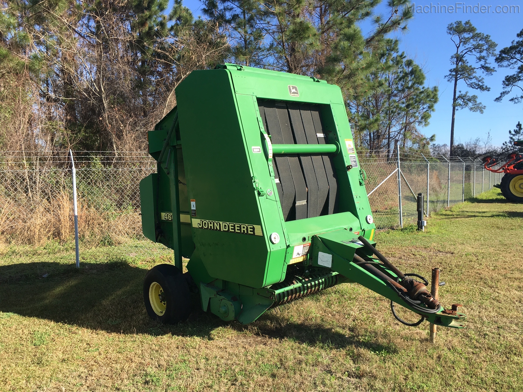 2000 John Deere 466 Image 3