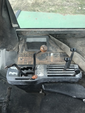 1978 John Deere 4440 Image 9