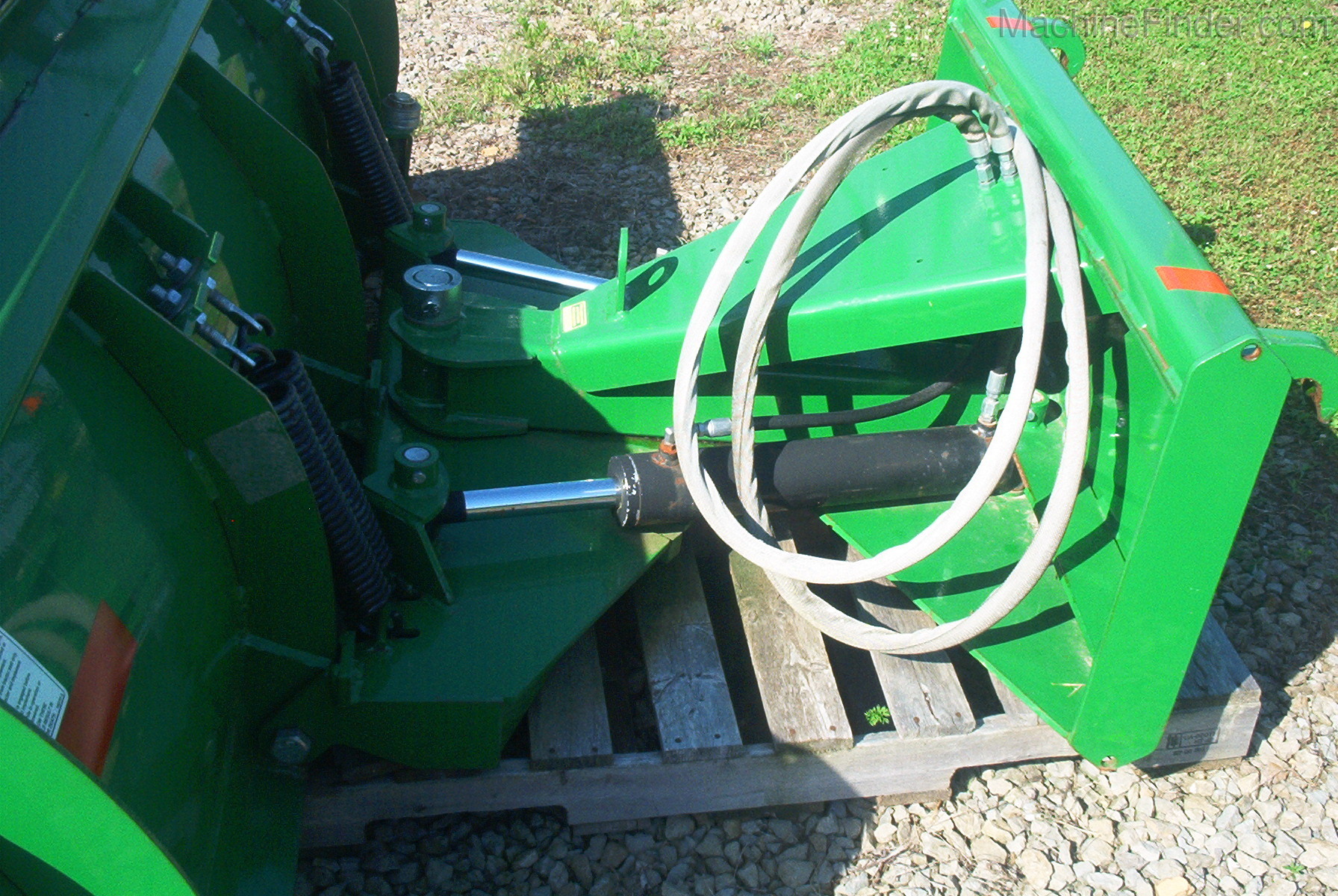 2012 Frontier AF12G Image 3