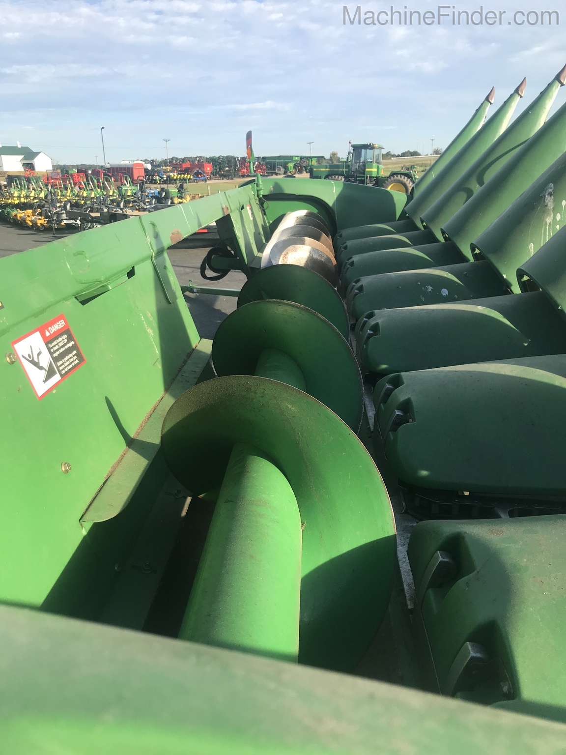 2012 John Deere 608C Image 3