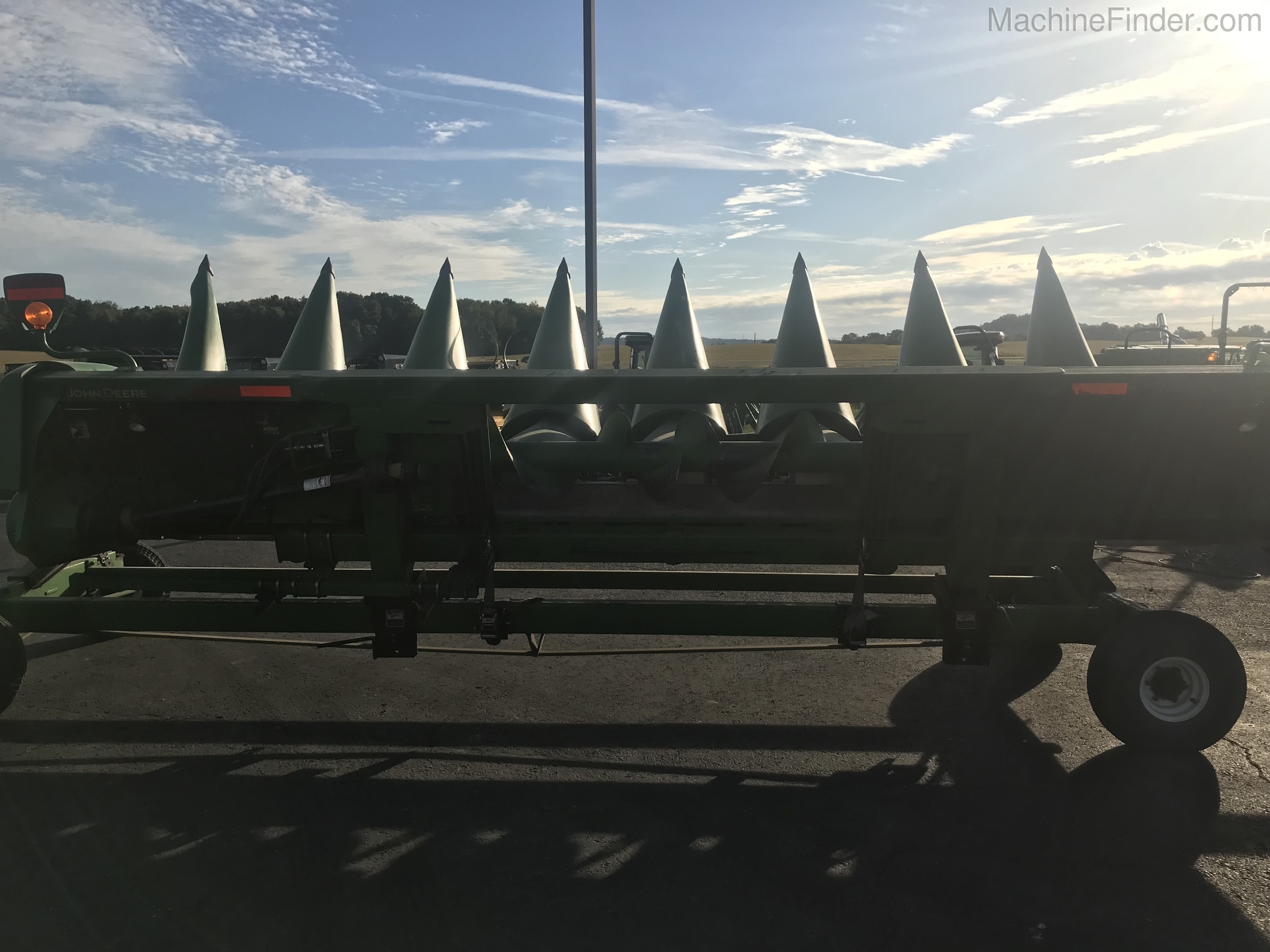 2012 John Deere 608C Image 4