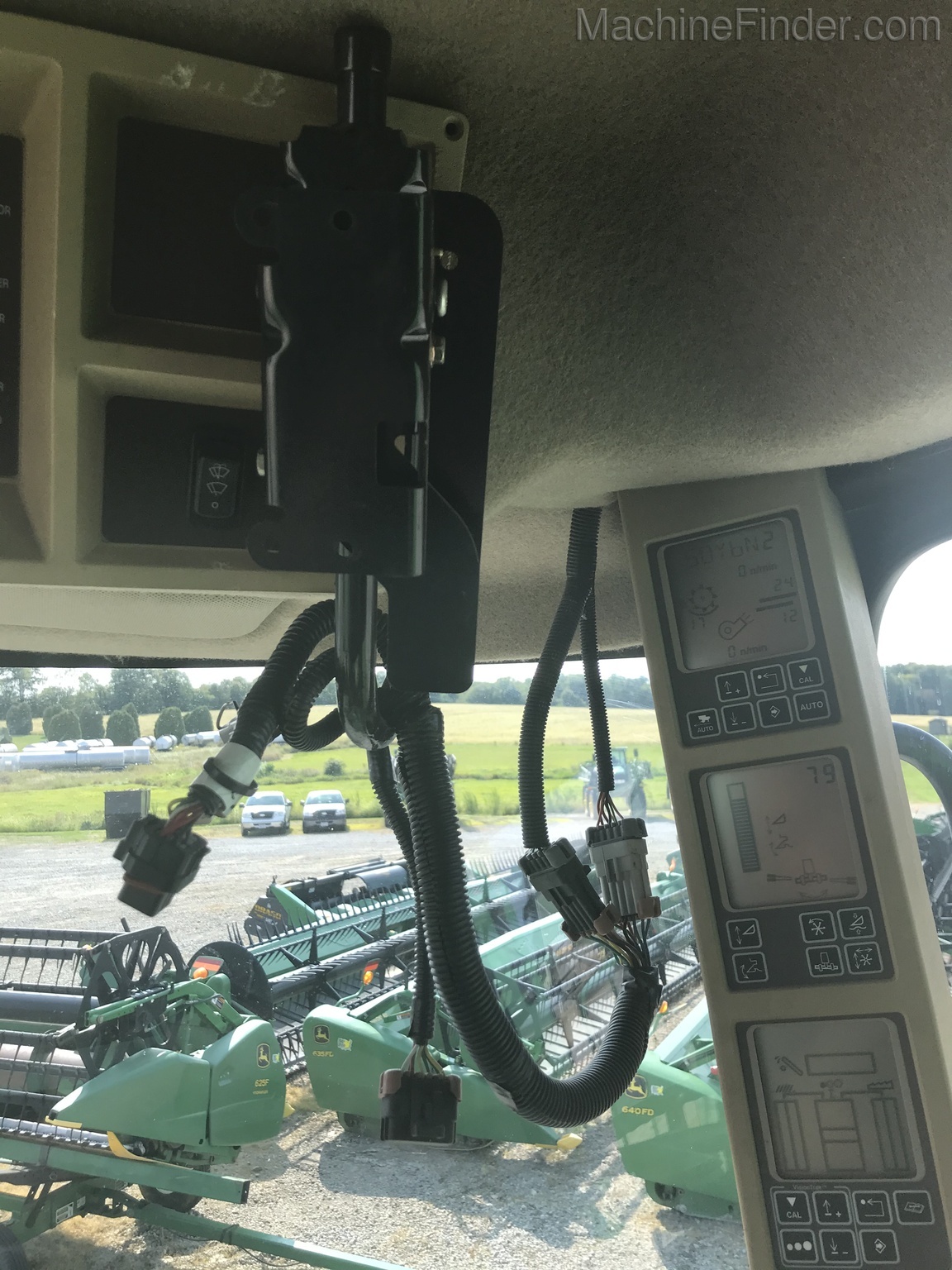 2004 John Deere 9860 STS Image 18