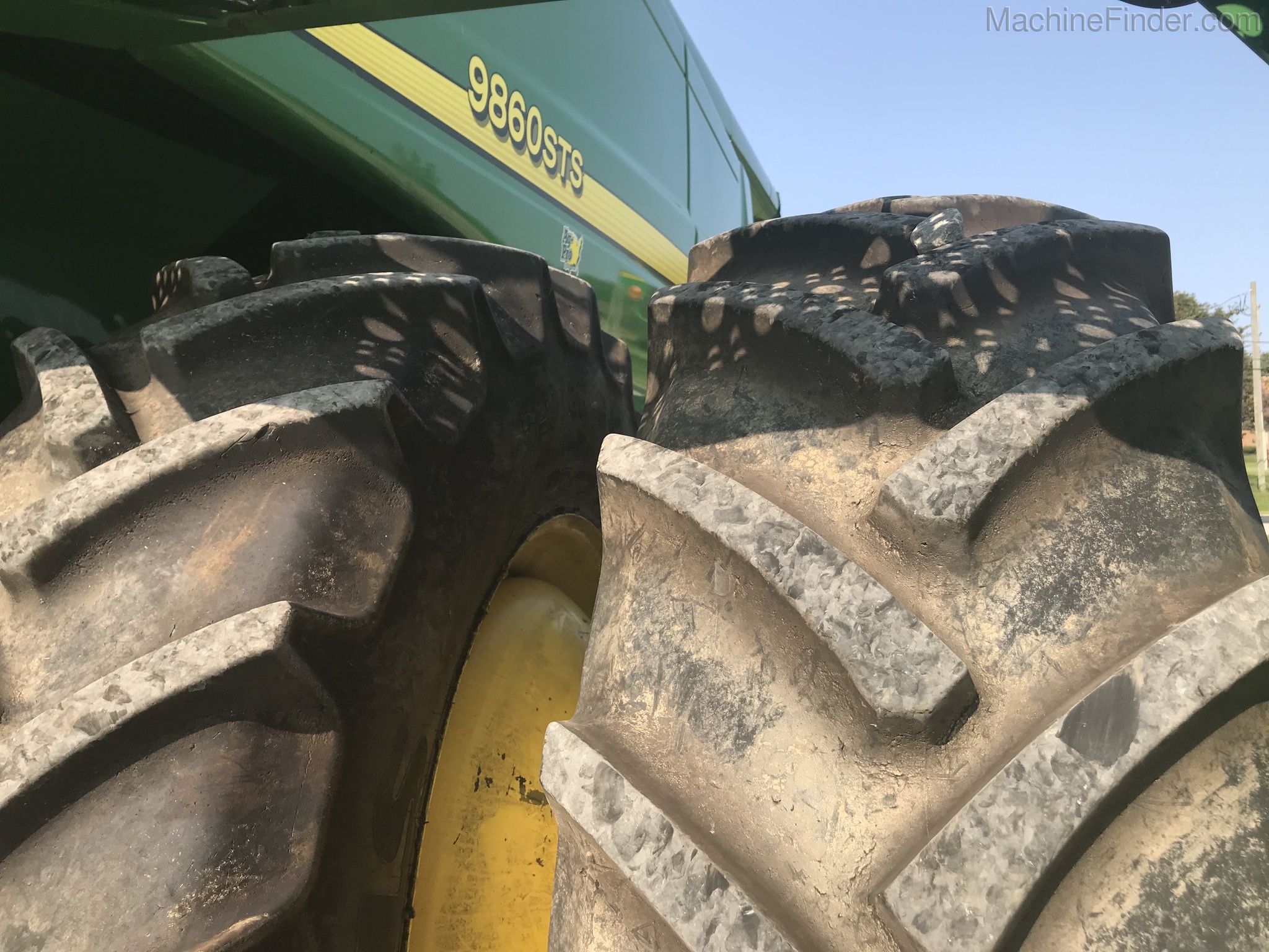 2004 John Deere 9860 STS Image 10