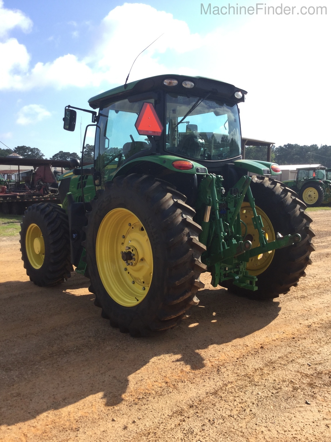 2019 John Deere 6145R Image 8
