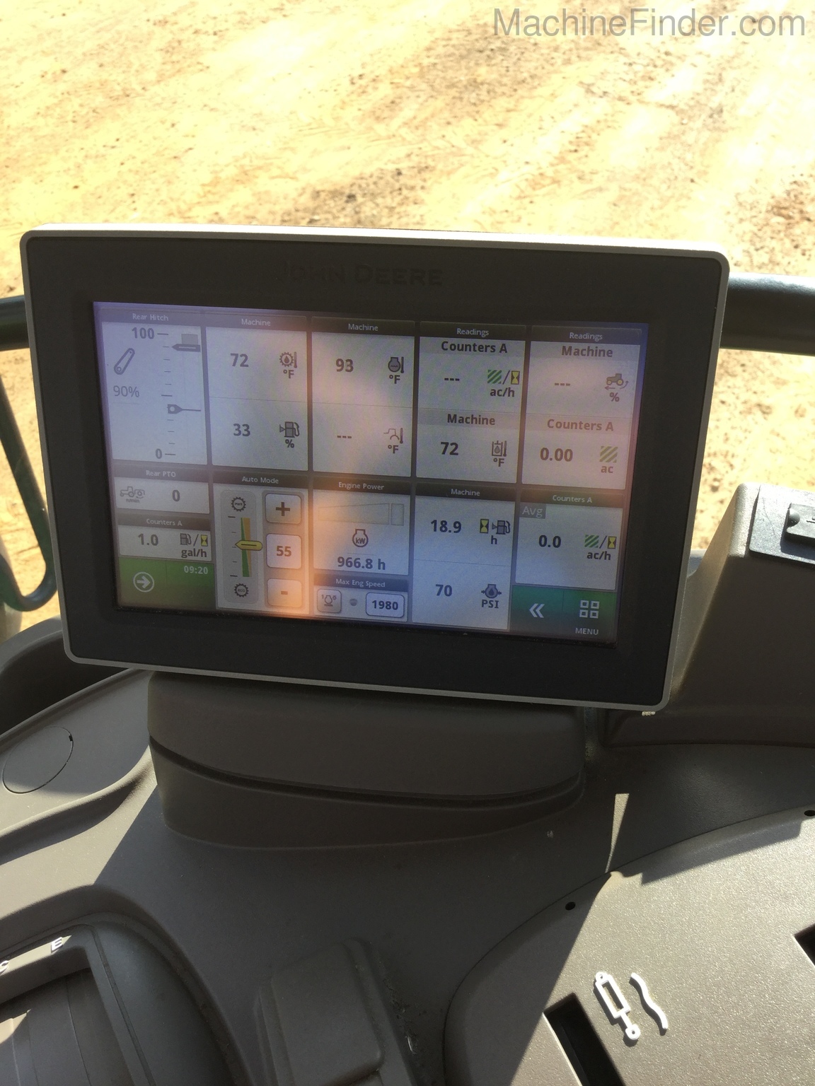 2019 John Deere 6145R Image 10