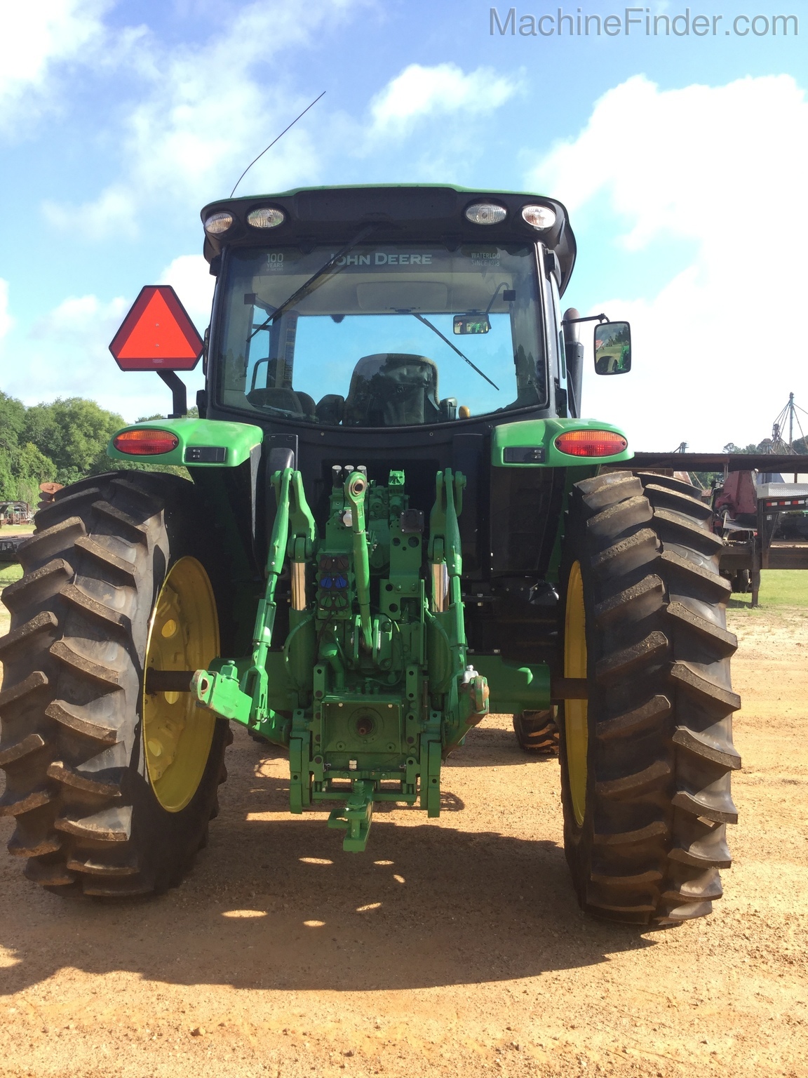 2019 John Deere 6145R Image 7
