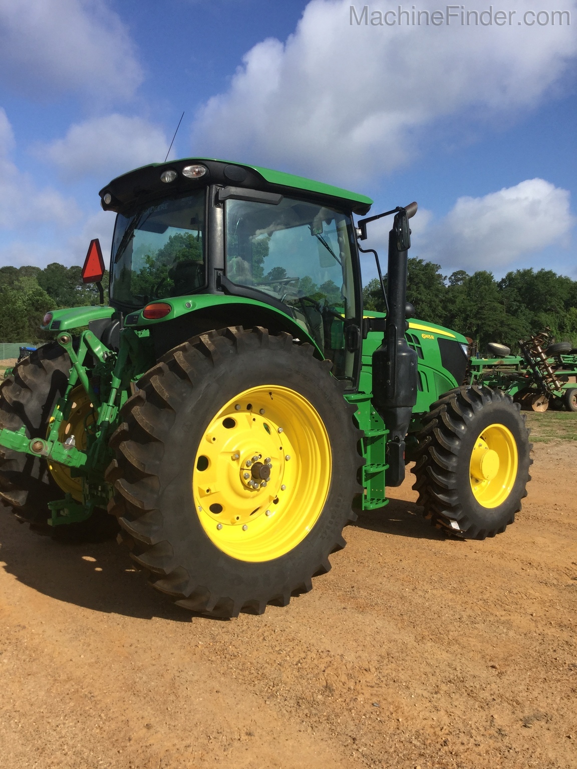 2019 John Deere 6145R Image 6