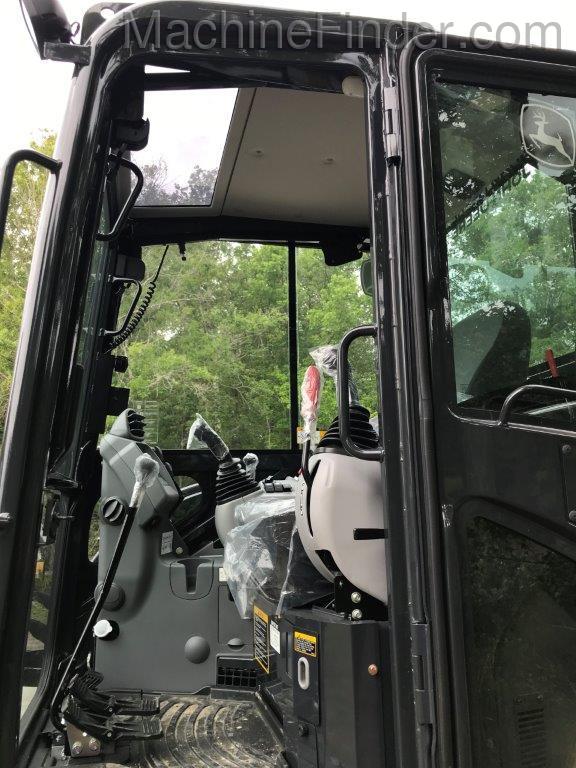 2020 John Deere 60G Image 6