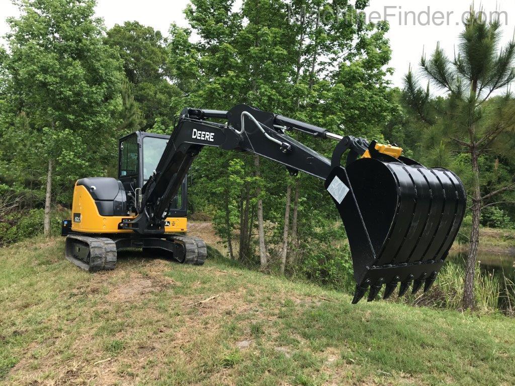 2020 John Deere 60G Image 5