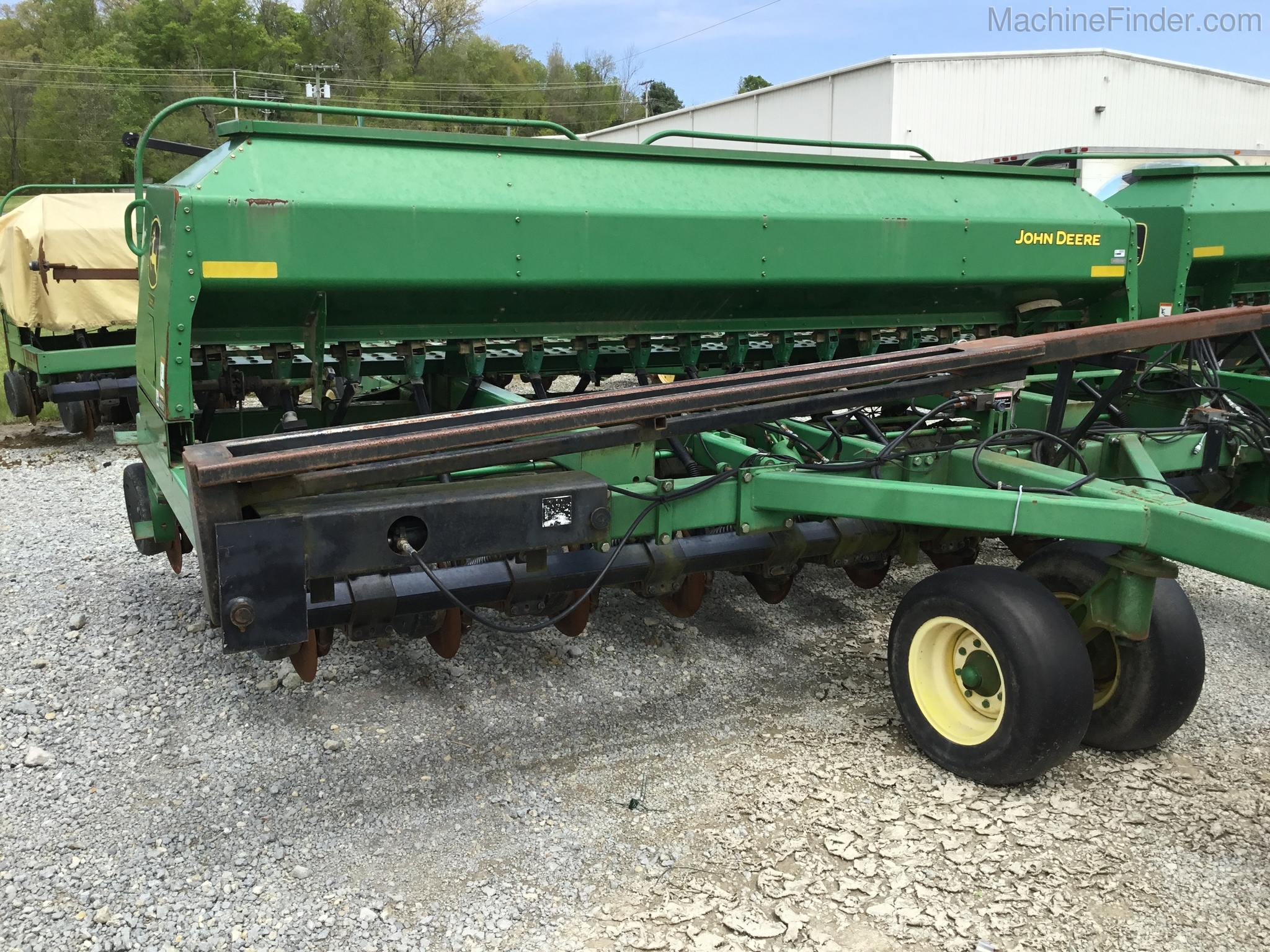 2003 John Deere 1590 Image 1