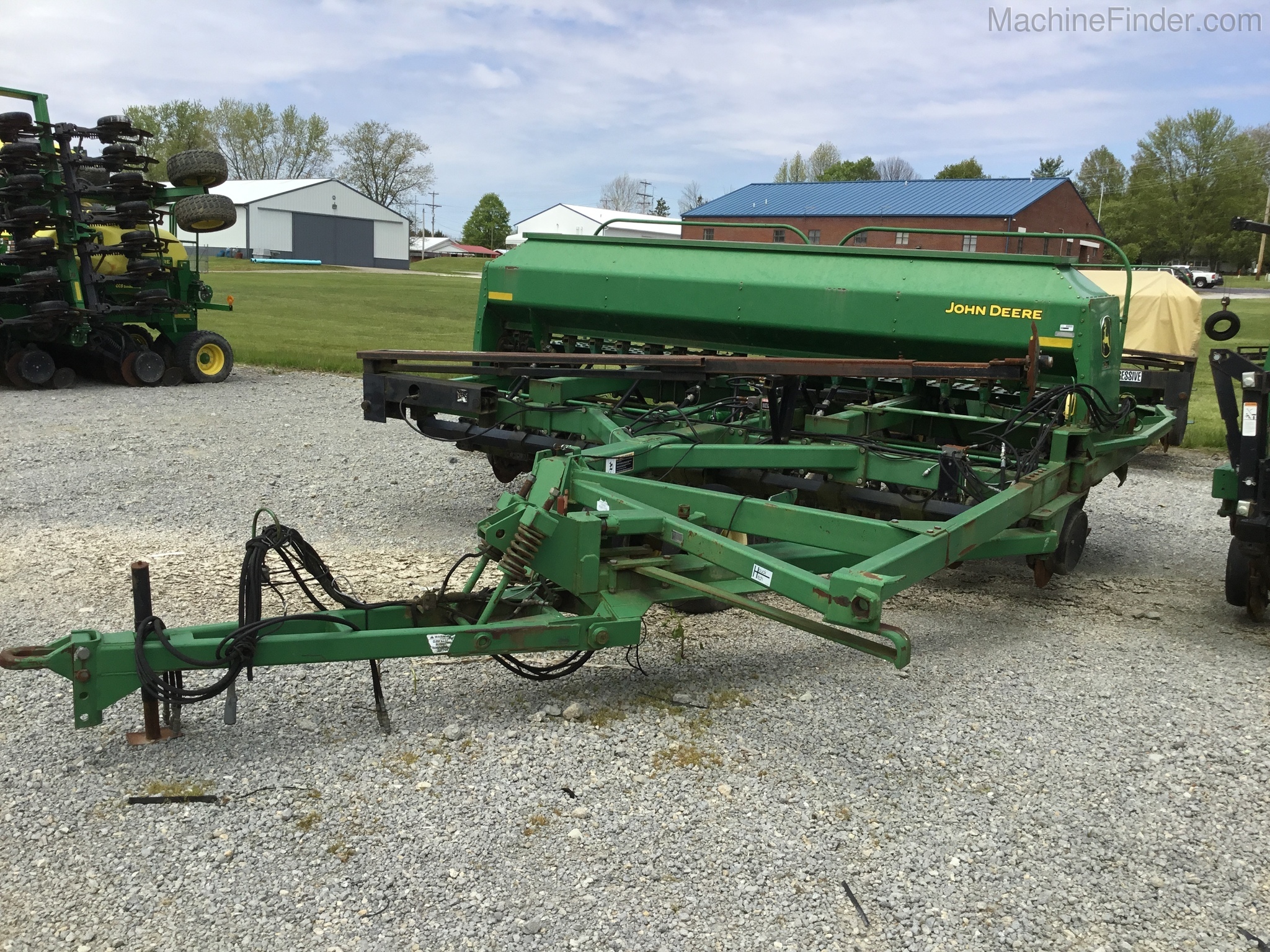 2003 John Deere 1590 Image 2