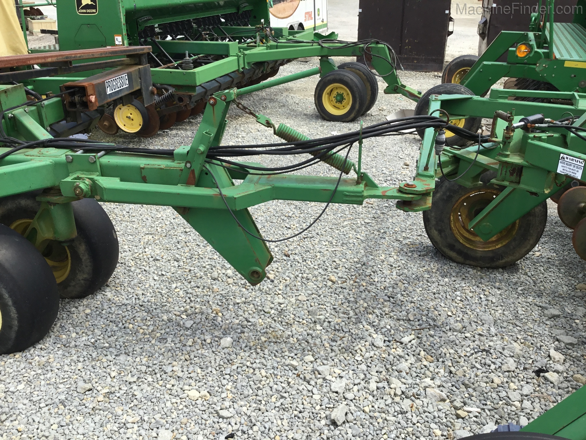 2003 John Deere 1590 Image 10