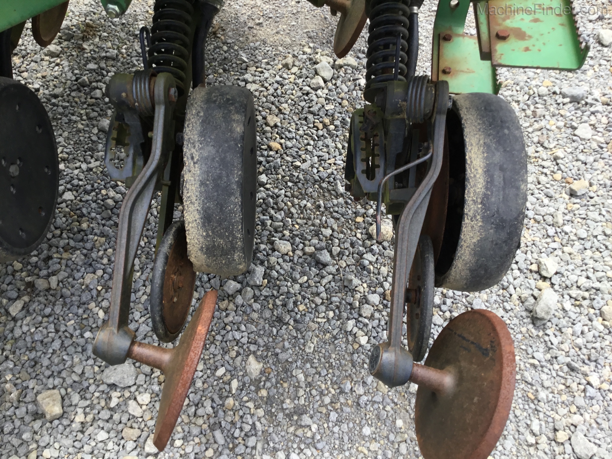 2003 John Deere 1590 Image 11