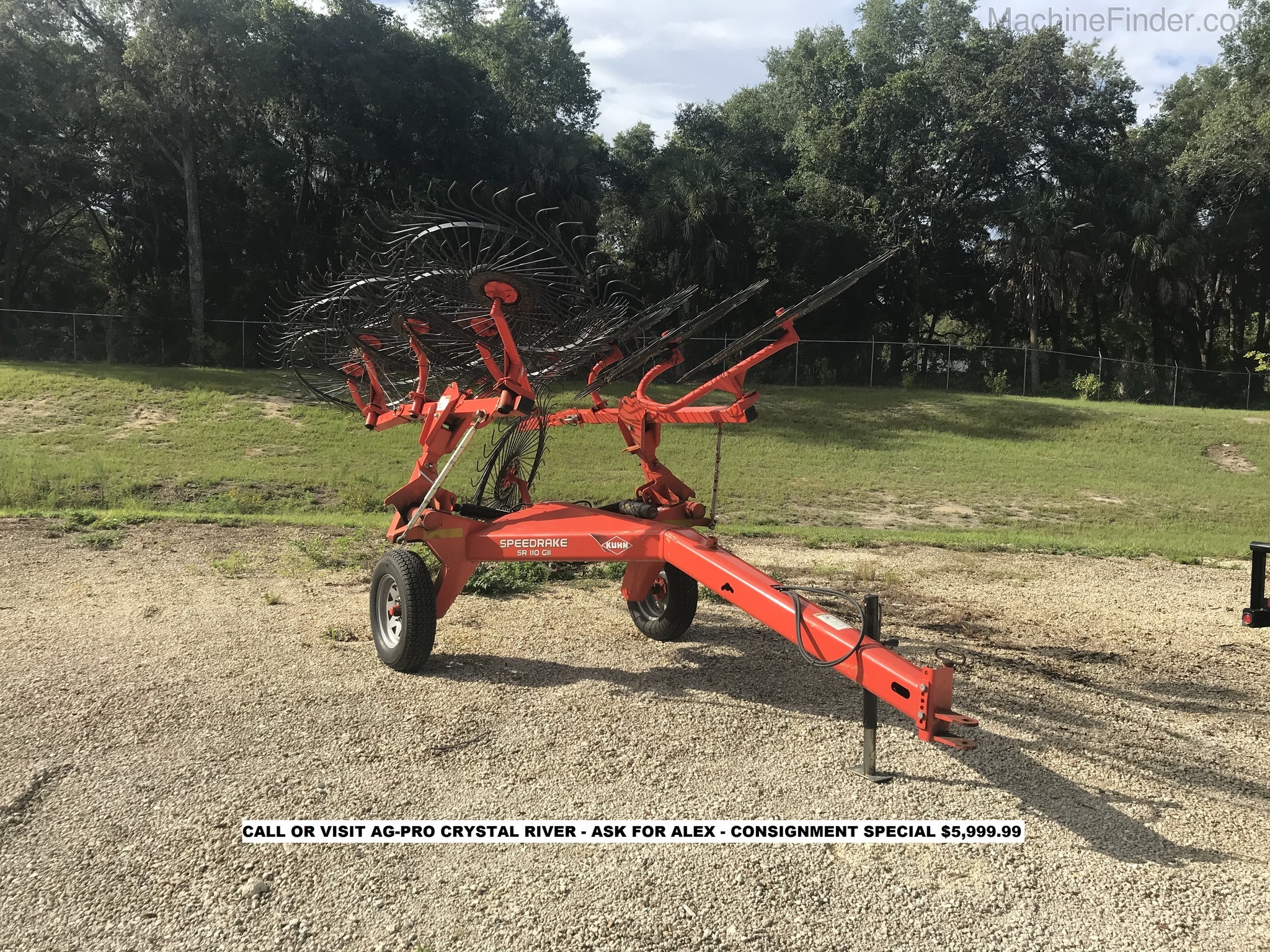 2017 Kuhn SR110 Image 1