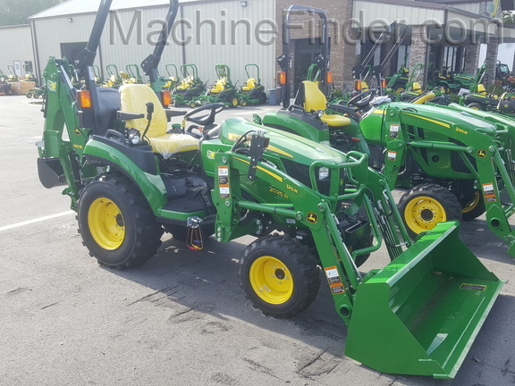 2020 John Deere 2025R TLB Image 1