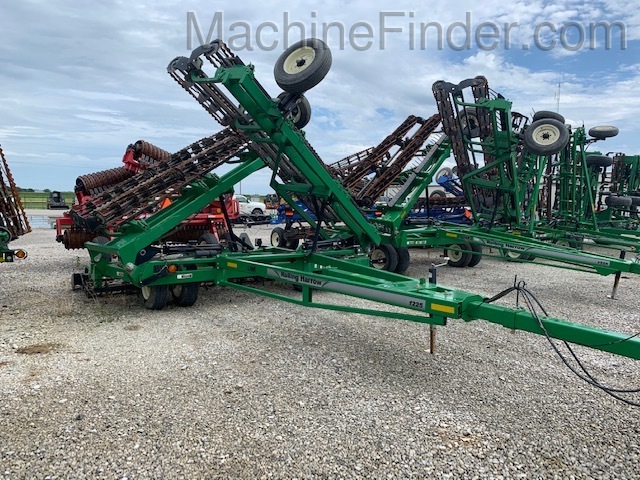 2015 Unverferth 1225 Image 6