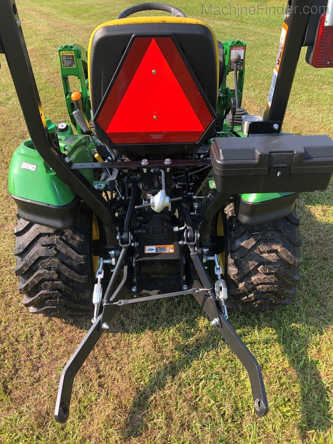 2020 John Deere 1023E Image 3