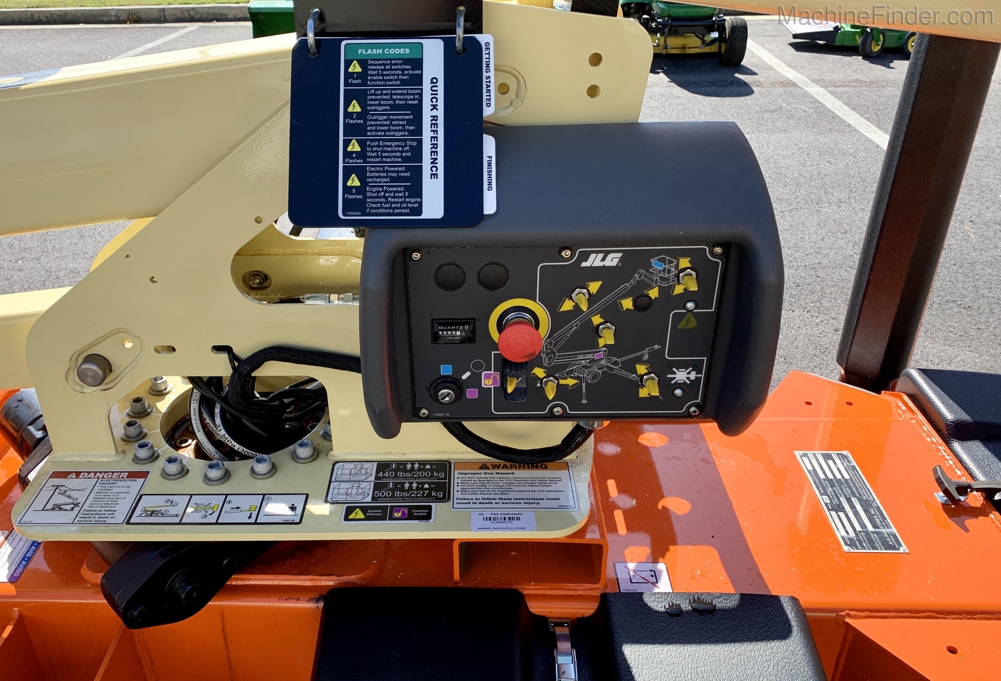 2020 JLG T350 Image 7