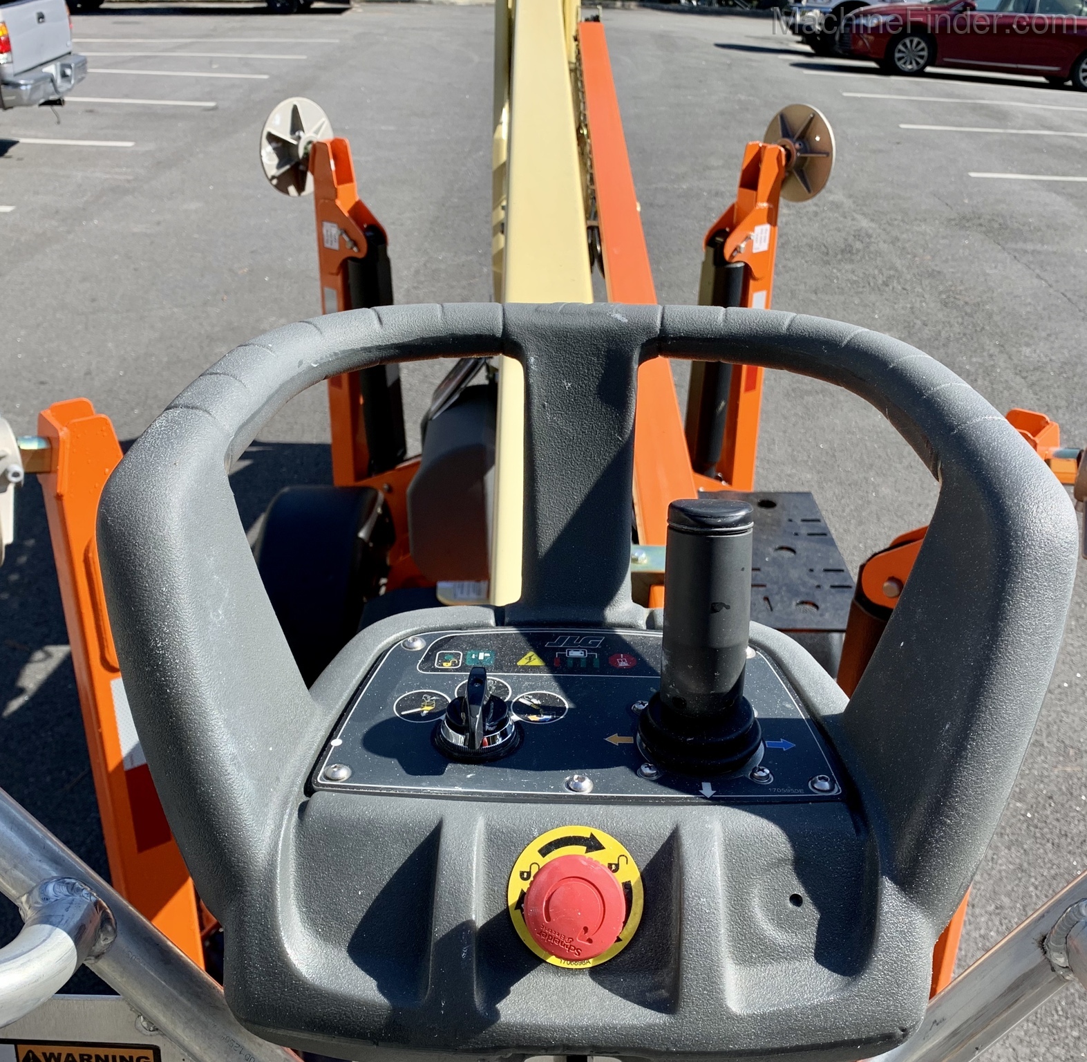 2020 JLG T350 Image 6