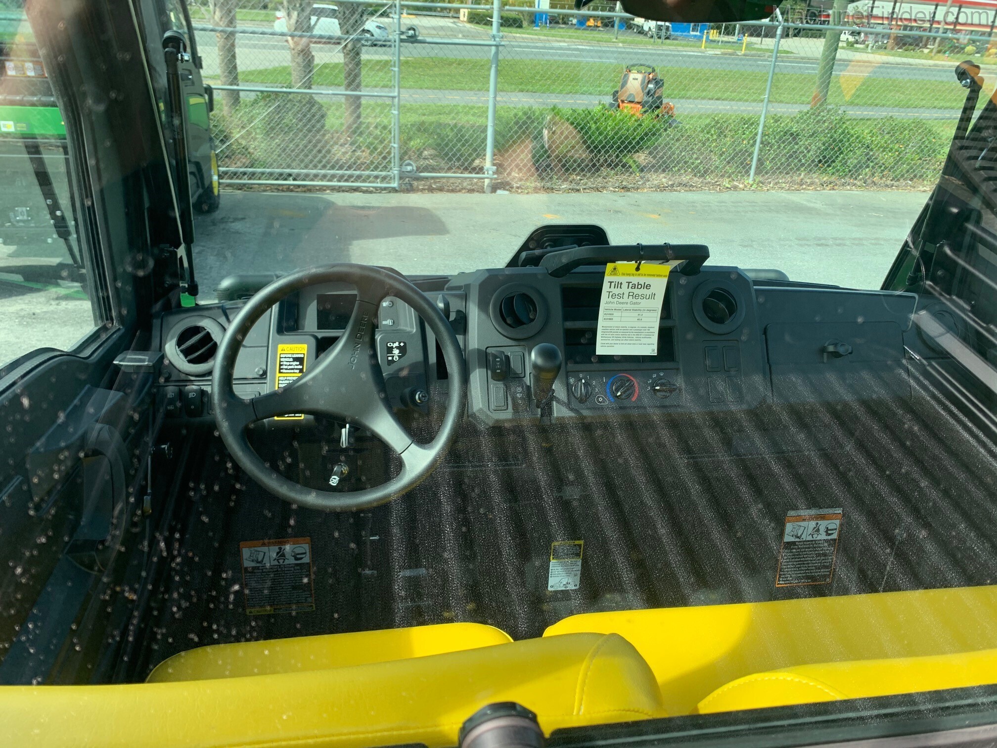 2020 John Deere XUV835M HVAC Image 7