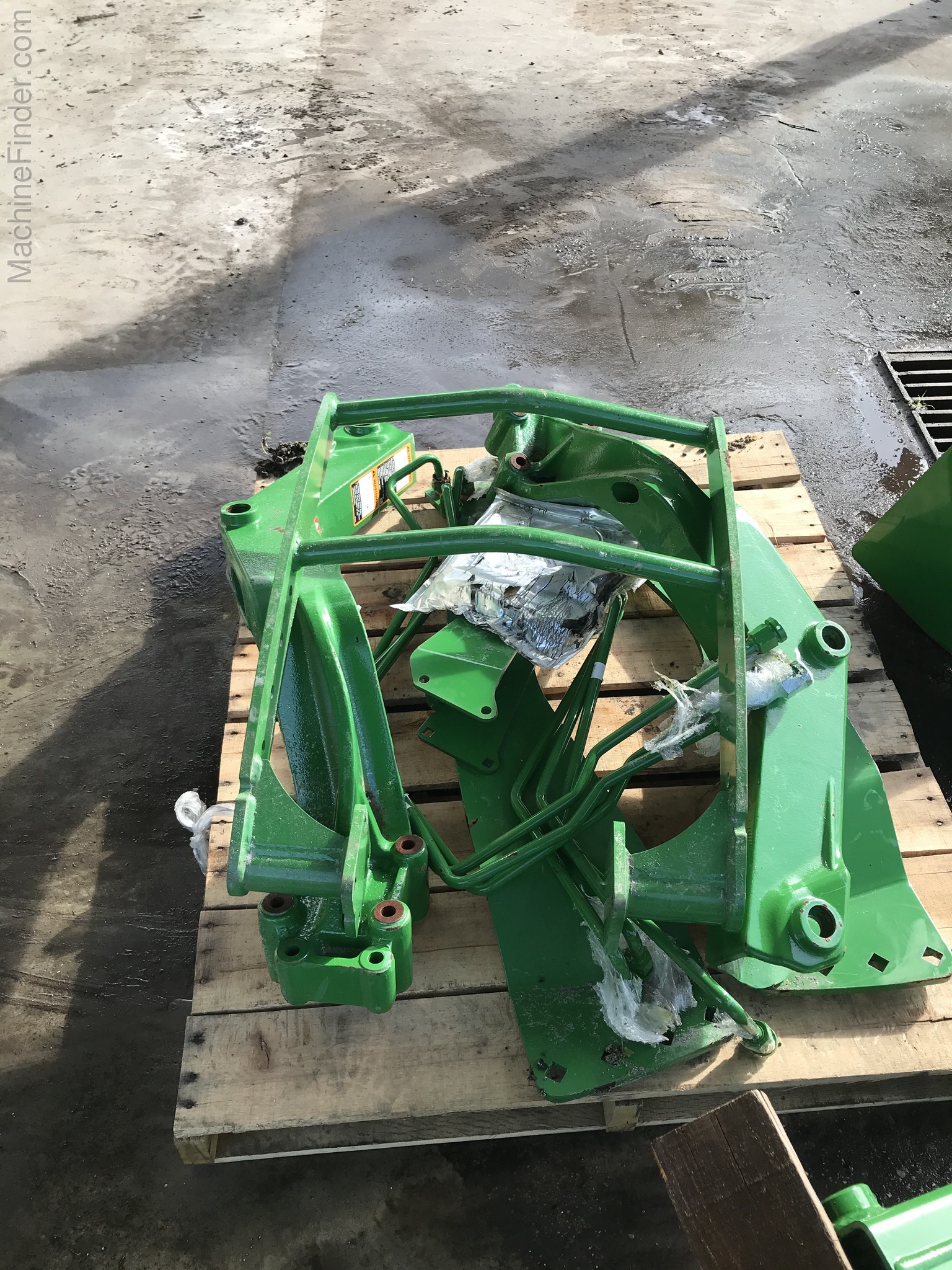 2018 John Deere 400E Image 7