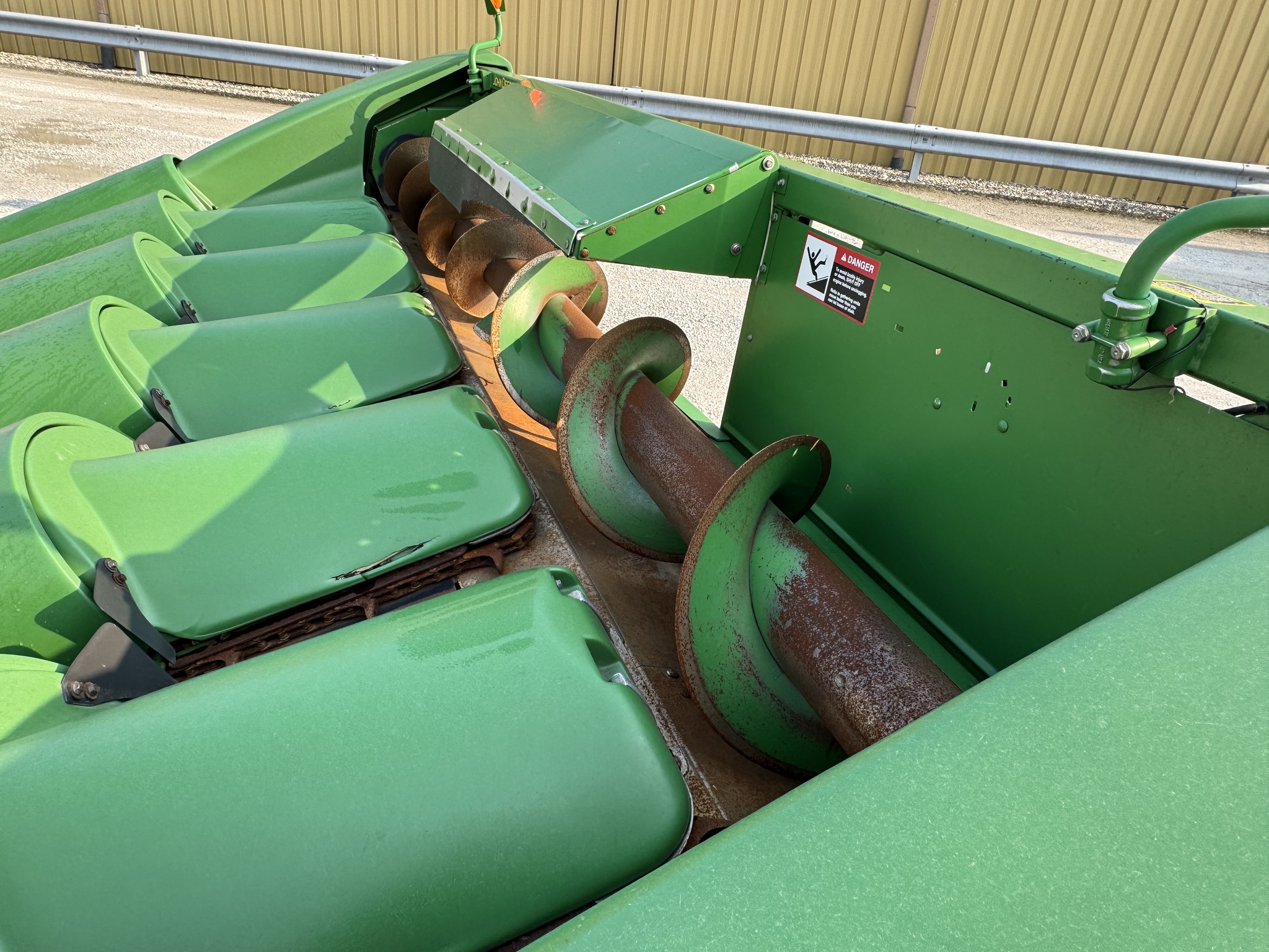 2003 John Deere 693 Image 10
