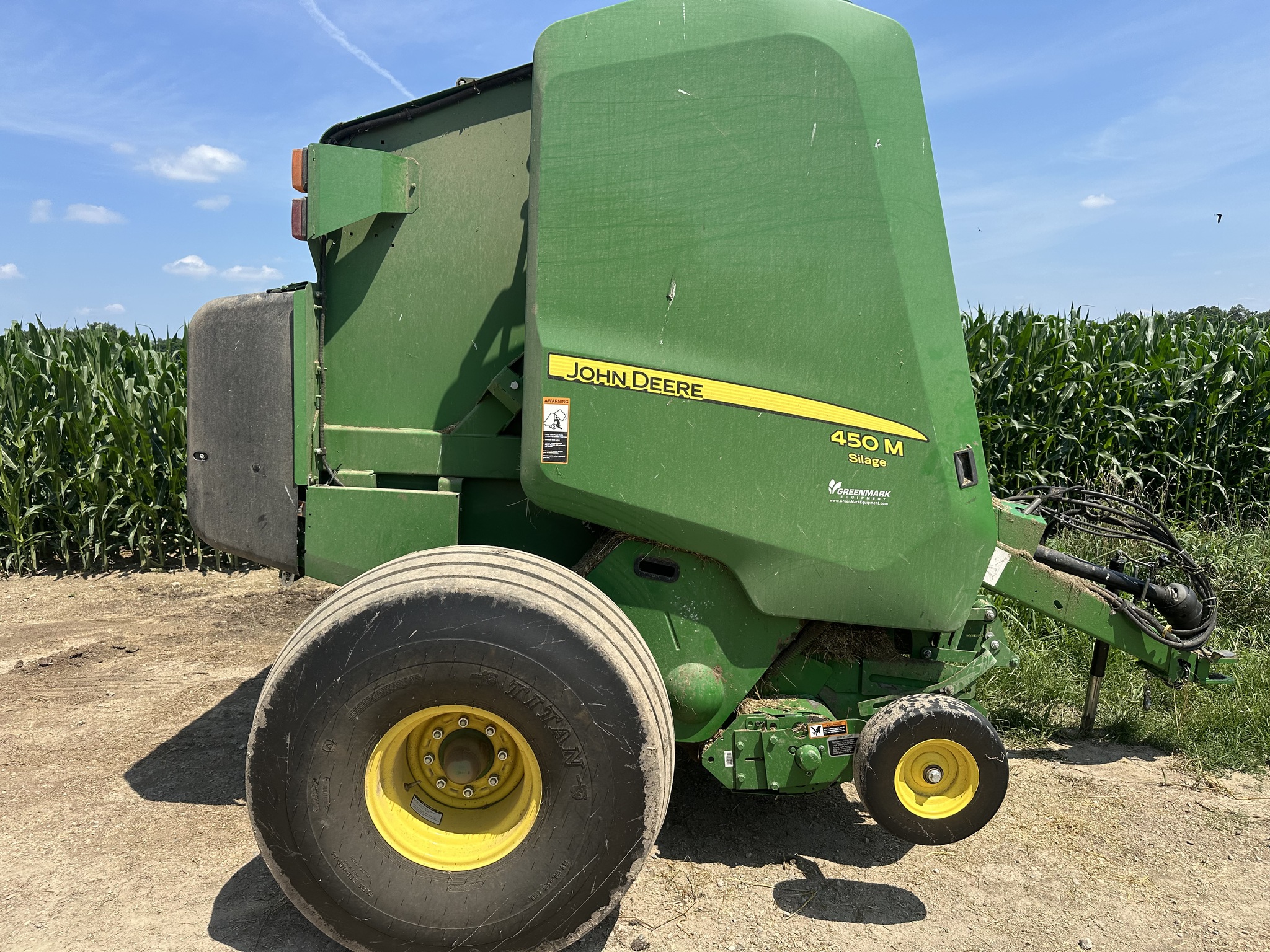 2018 John Deere 450M Image 2