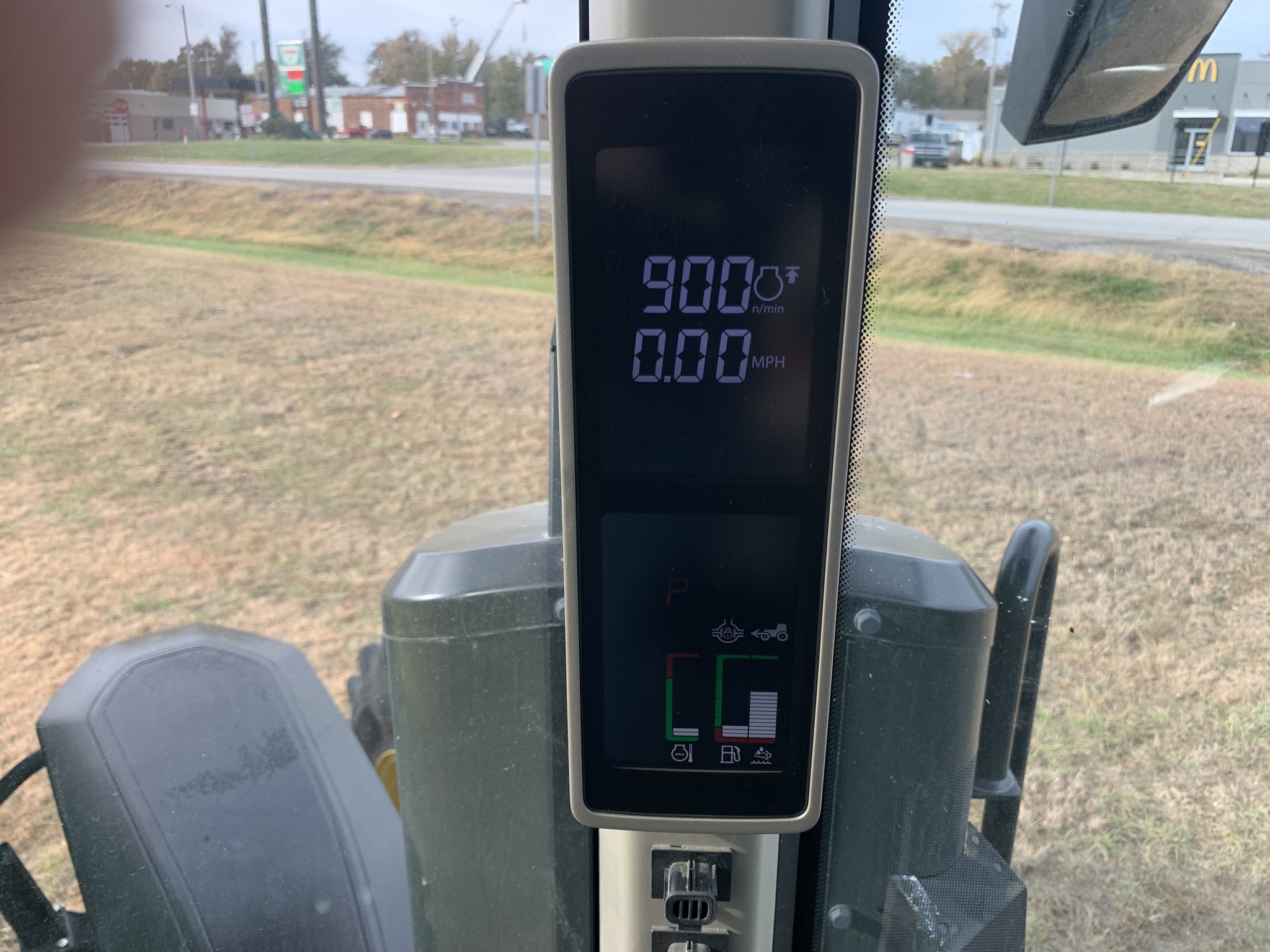  2022 John Deere 8R 370 at Heritage Tractor in Seneca, KS