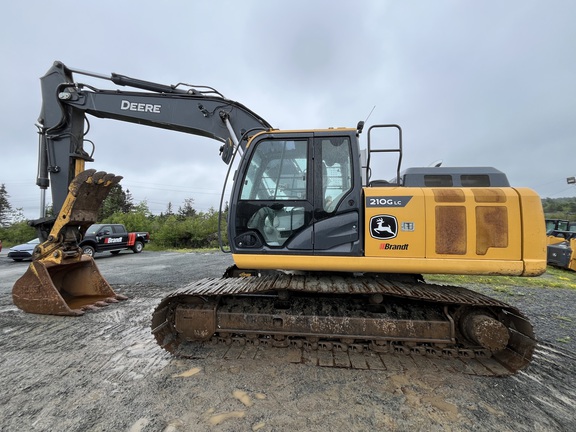 2022 John Deere 210G