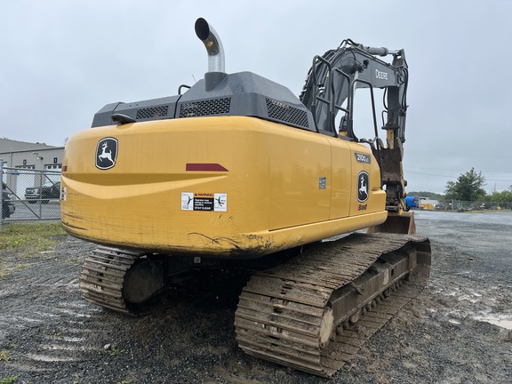 2022 John Deere 210G