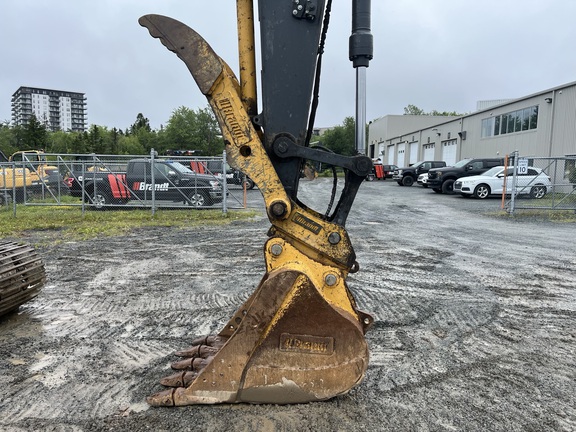 2022 John Deere 210G