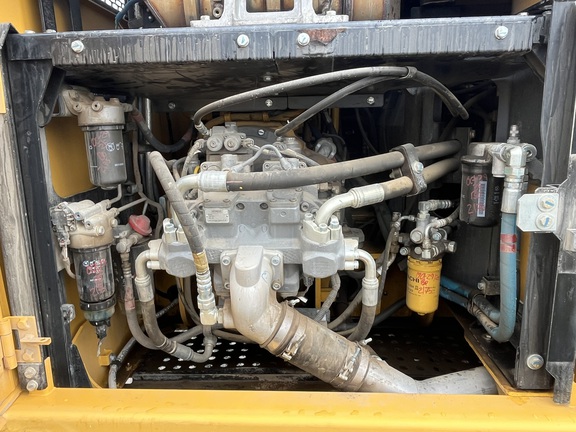 2022 John Deere 210G