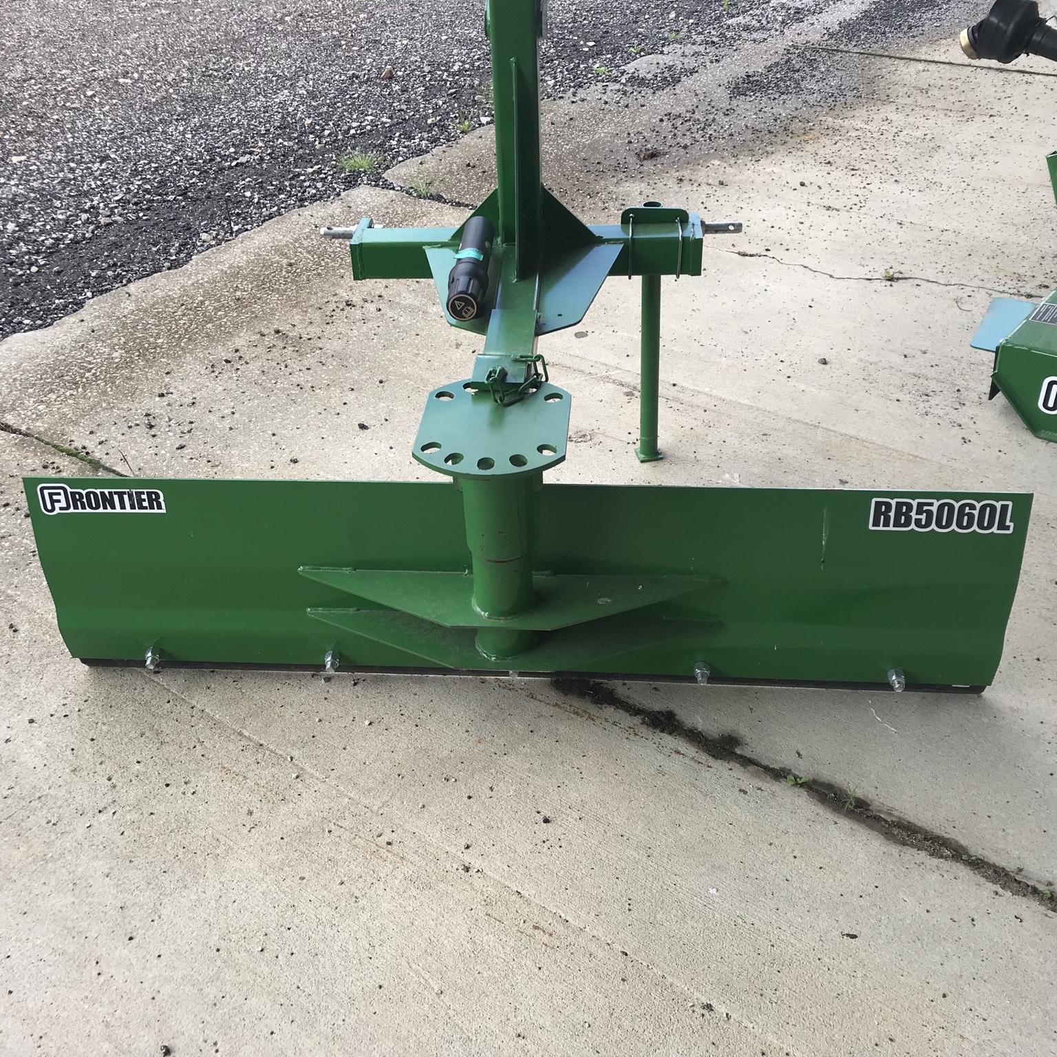 2022 Frontier RB5060L Image 1
