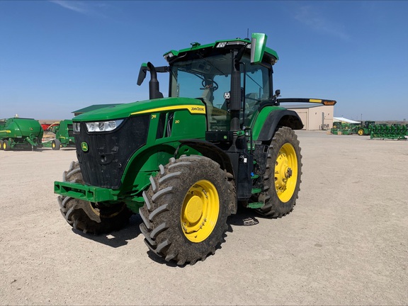 2022 John Deere 7R 210 (2nd thumbnail)