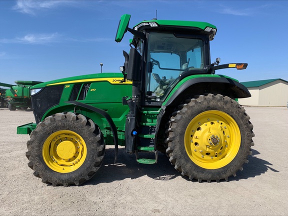 2022 John Deere 7R 210 (4th thumbnail)
