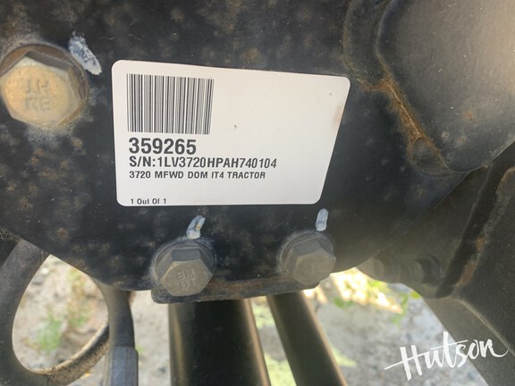 Photo of 2011 John Deere 3720