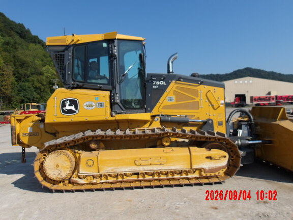 2024 John Deere 750L