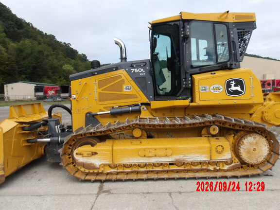 2024 John Deere 750L